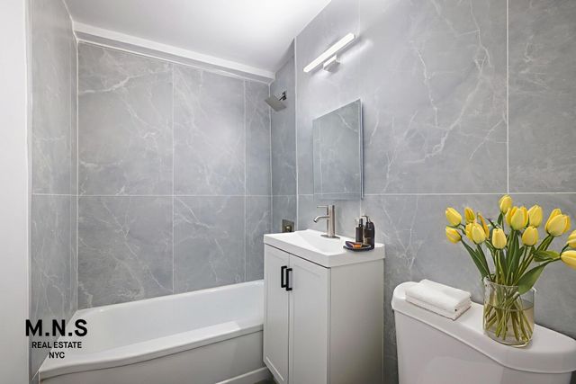 9834 63rd Dr Apt 1C, New York City, NY 11374