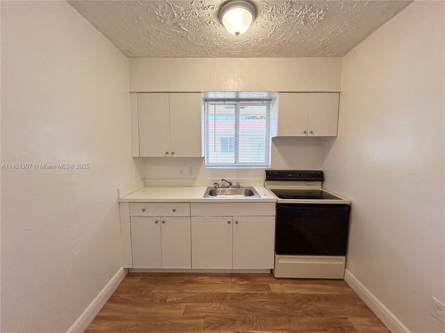 641 NE 86th St 3, Miami, FL 33138