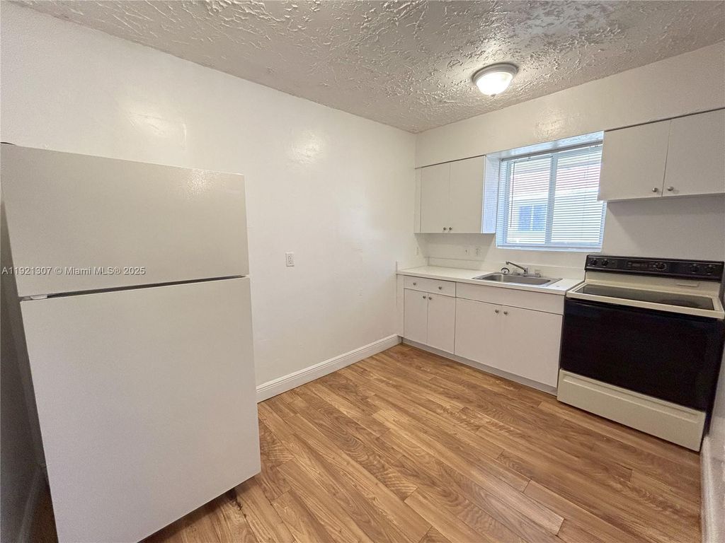 641 NE 86th St 3, Miami, FL 33138