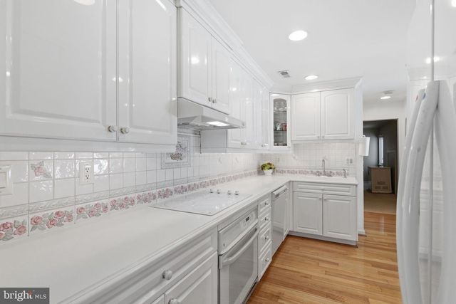 1229 CHANTICLEER, Cherry Hill, NJ 08003
