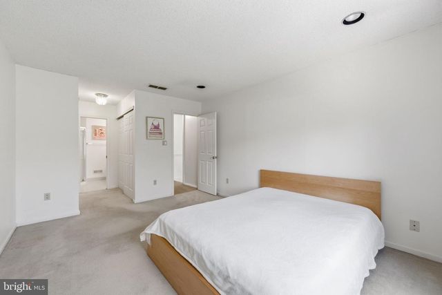 1229 CHANTICLEER, Cherry Hill, NJ 08003