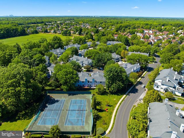 1229 CHANTICLEER, Cherry Hill, NJ 08003