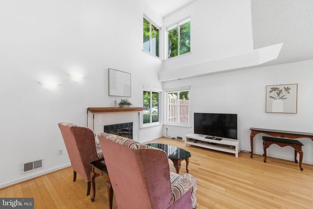 1229 CHANTICLEER, Cherry Hill, NJ 08003