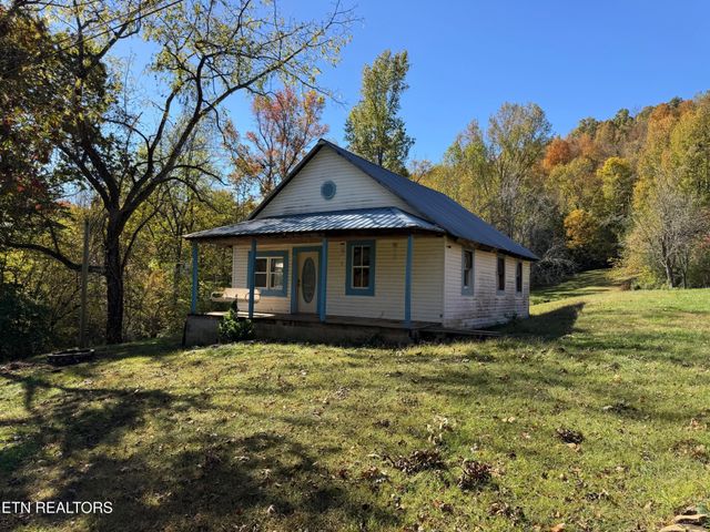 160 Laco Rd, Huntsville, TN 37756