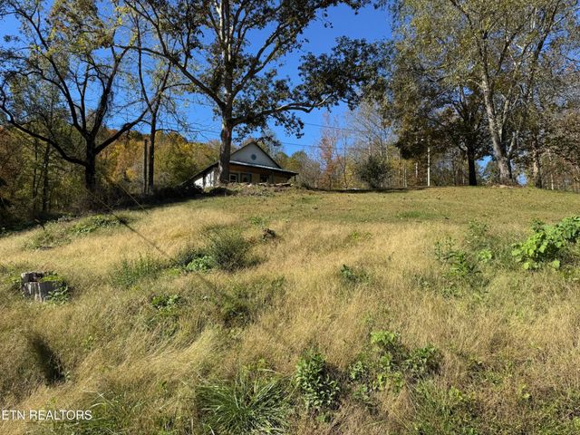 160 Laco Rd, Huntsville, TN 37756
