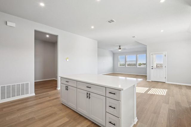 174 Dorian DR, Buda, TX 78610