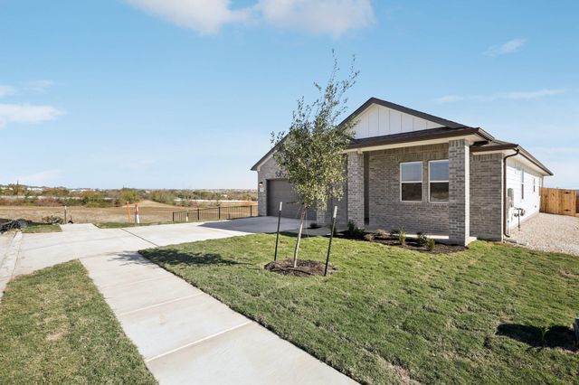 174 Dorian DR, Buda, TX 78610