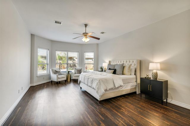 285 W Fork Drive, League City, TX 77573