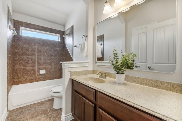 285 W Fork Drive, League City, TX 77573