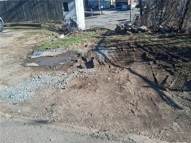 840 Carnival Way, Allentown, PA 15210