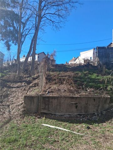 840 Carnival Way, Allentown, PA 15210