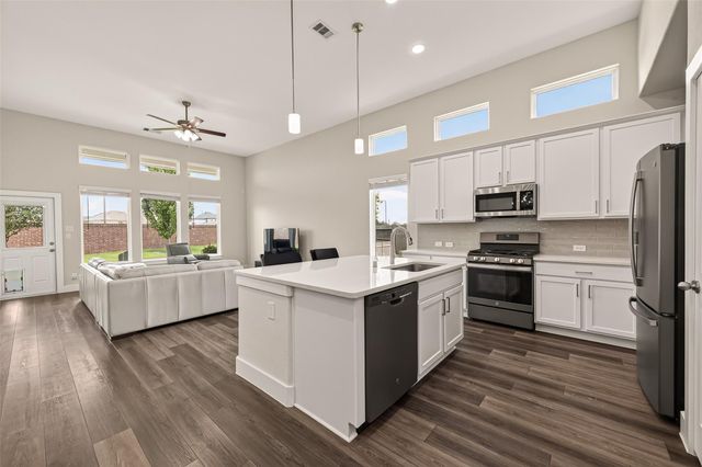 208 Dauphin Bay Court, Katy, TX 77493