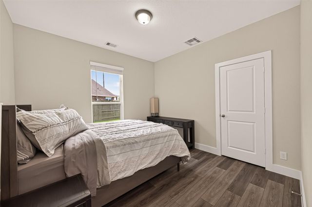 208 Dauphin Bay Court, Katy, TX 77493