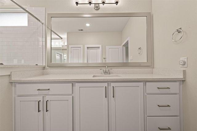 208 Dauphin Bay Court, Katy, TX 77493