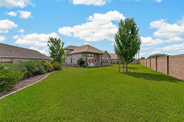 208 Dauphin Bay Court, Katy, TX 77493