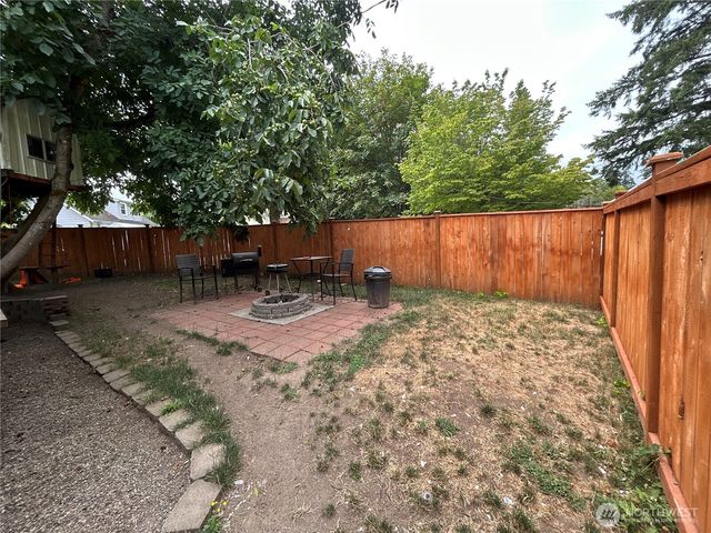 1270 Retsil Road E, Port Orchard, WA 98366