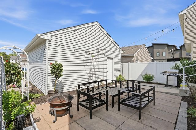 12713 Ellsworth Lane, Crown Point, IN 46307