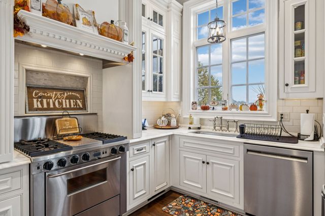 1255 Morning Glory Ct, Brentwood, TN 37027