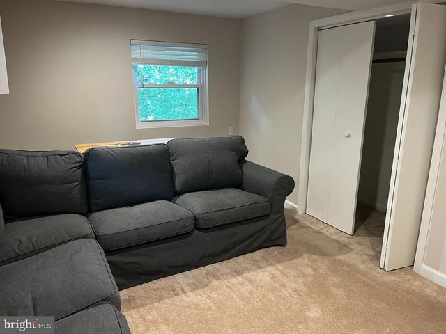 1108 ARCHER CT, Alexandria, VA 22312