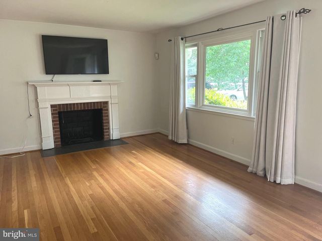 1108 ARCHER CT, Alexandria, VA 22312