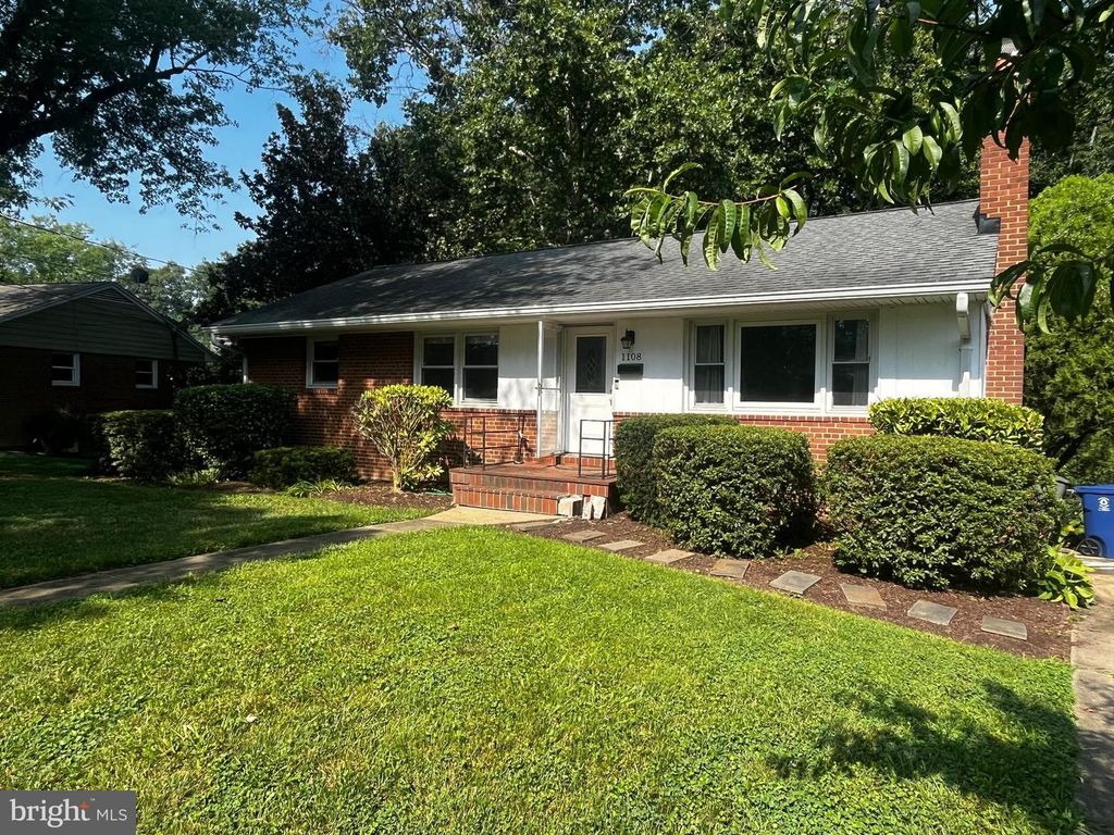 1108 ARCHER CT, Alexandria, VA 22312