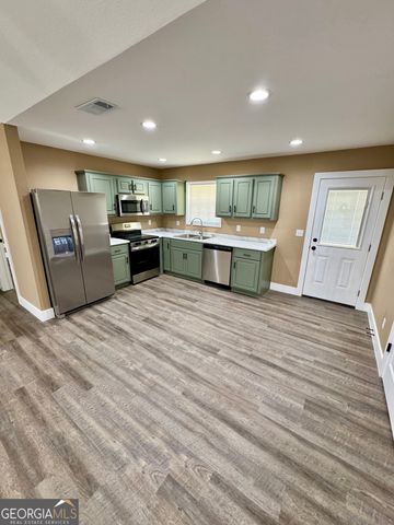 1100 Orange Street, Vidalia, GA 30474