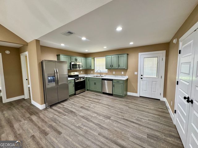 1100 Orange Street, Vidalia, GA 30474