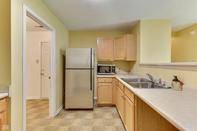 2316 Bristol Drive, Franklin, IN 46131