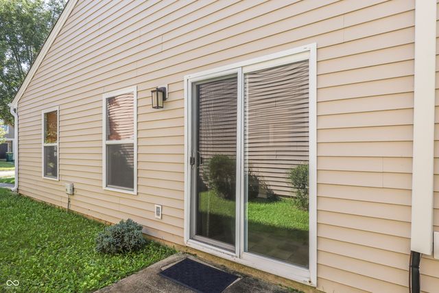 2316 Bristol Drive, Franklin, IN 46131