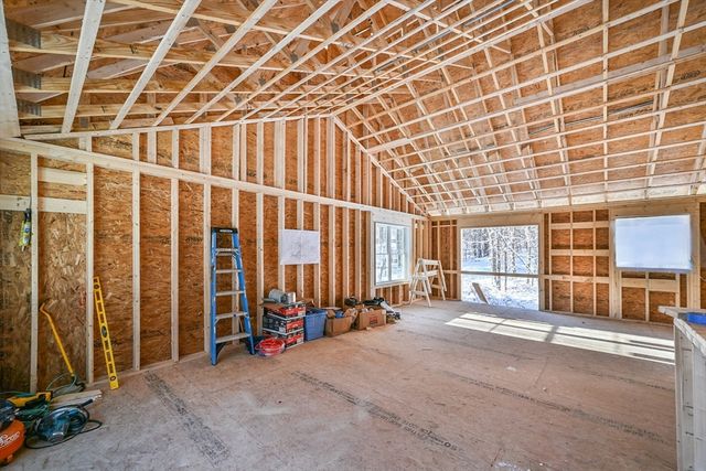 86 Ramshorn Road, Charlton, MA 01507