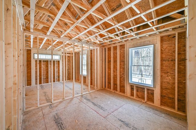 86 Ramshorn Road, Charlton, MA 01507