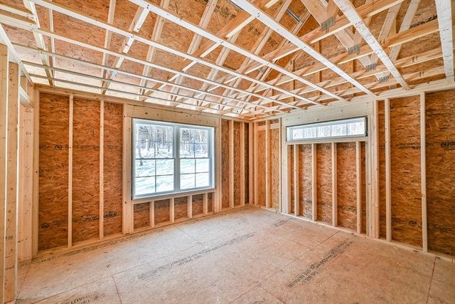 86 Ramshorn Road, Charlton, MA 01507