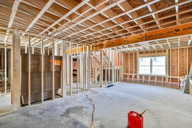 86 Ramshorn Road, Charlton, MA 01507