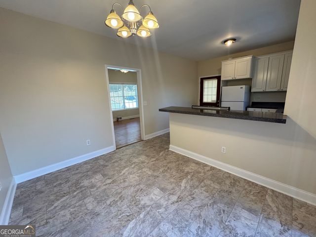 34 Woodberry Drive SE, Silver Creek, GA 30173