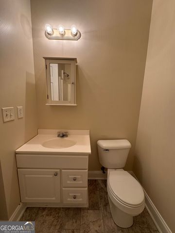 34 Woodberry Drive SE, Silver Creek, GA 30173