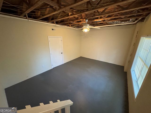 34 Woodberry Drive SE, Silver Creek, GA 30173