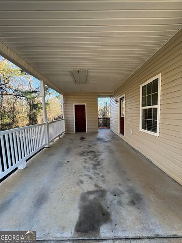 34 Woodberry Drive SE, Silver Creek, GA 30173