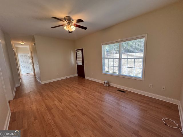 34 Woodberry Drive SE, Silver Creek, GA 30173