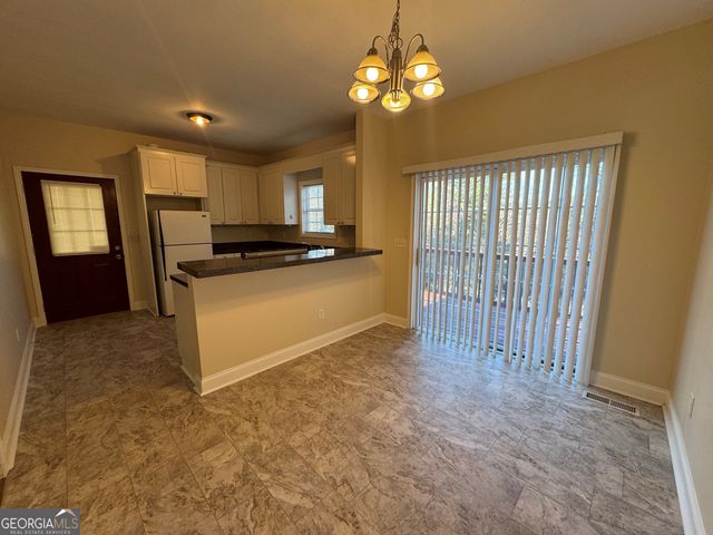 34 Woodberry Drive SE, Silver Creek, GA 30173