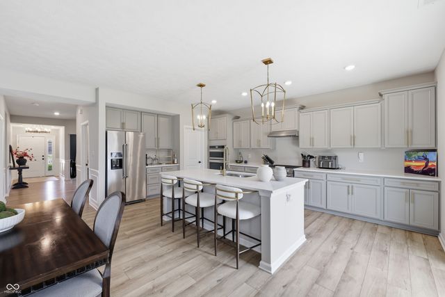 5693 Terracotta Trace, Mccordsville, IN 46055