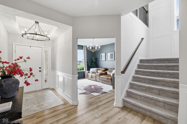 5693 Terracotta Trace, Mccordsville, IN 46055