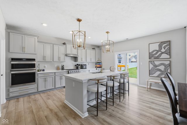 5693 Terracotta Trace, Mccordsville, IN 46055