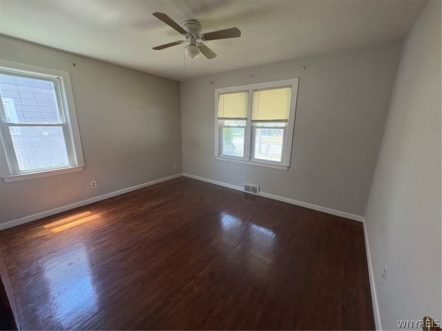 307 76th Street, Niagara Falls, NY 14304