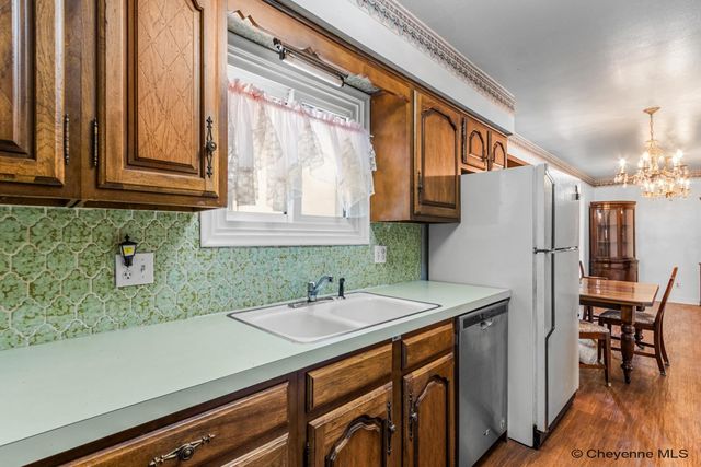 502 HARVARD LN, Cheyenne, WY 82009