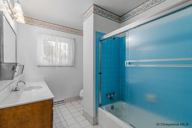 502 HARVARD LN, Cheyenne, WY 82009