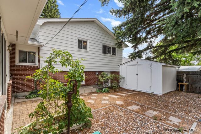 502 HARVARD LN, Cheyenne, WY 82009
