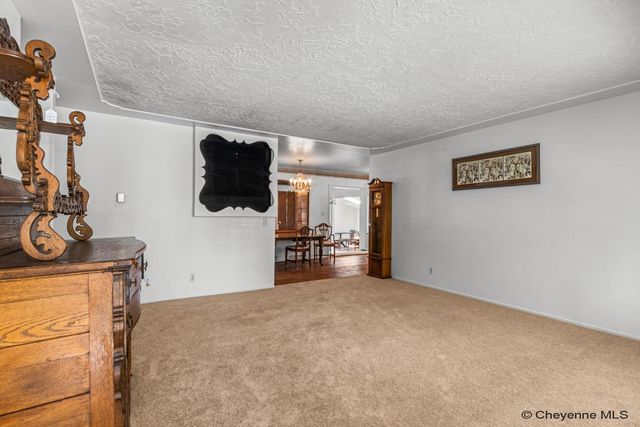502 HARVARD LN, Cheyenne, WY 82009