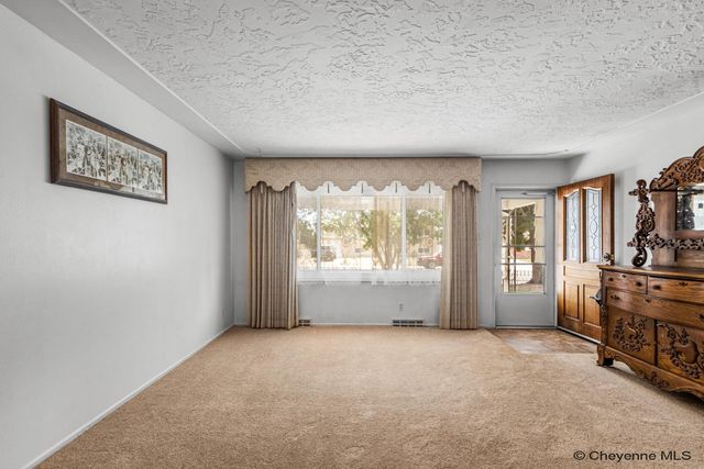 502 HARVARD LN, Cheyenne, WY 82009