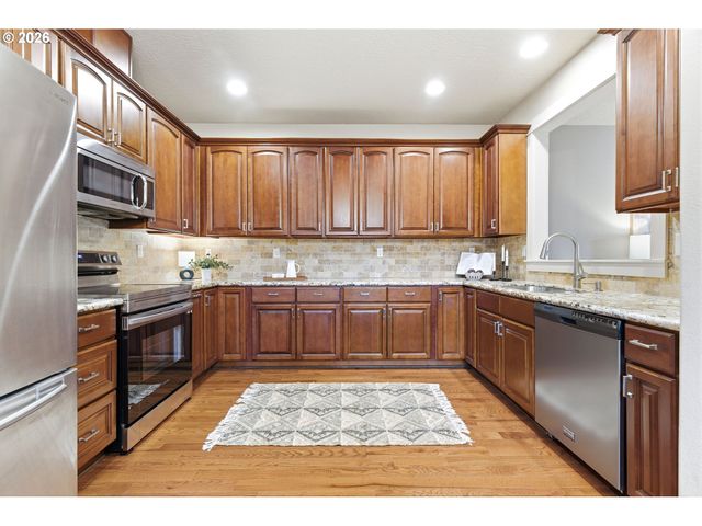 1749 Se MARION St, Portland, OR 97202