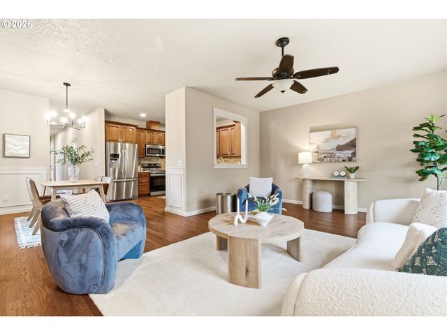 1749 Se MARION St, Portland, OR 97202